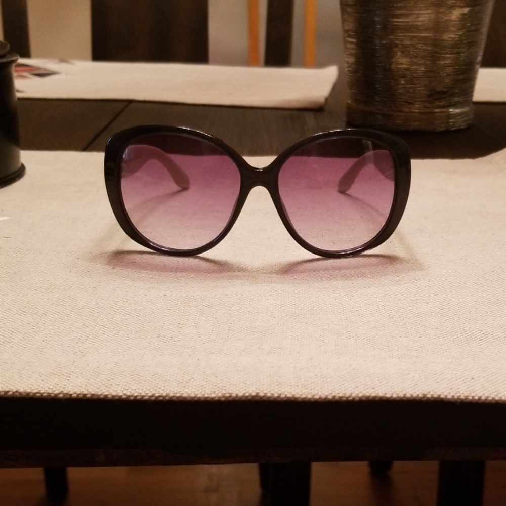 Marc by Marc Jacob's dots and stripes sunglasses